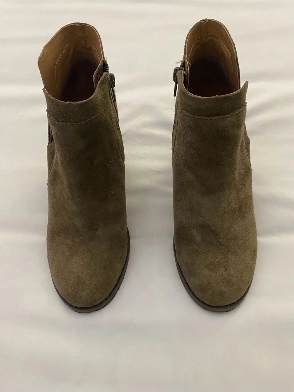 Lucky Brand Antique Green Suede Yabba Wedge Ankle Boots Size 8.5